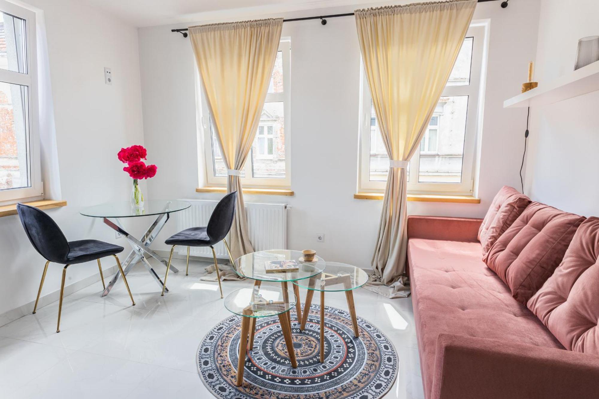 Moveen! Wynajem Apartamentow We Wroclawiu! 10 Minut Od Centrum מראה חיצוני תמונה