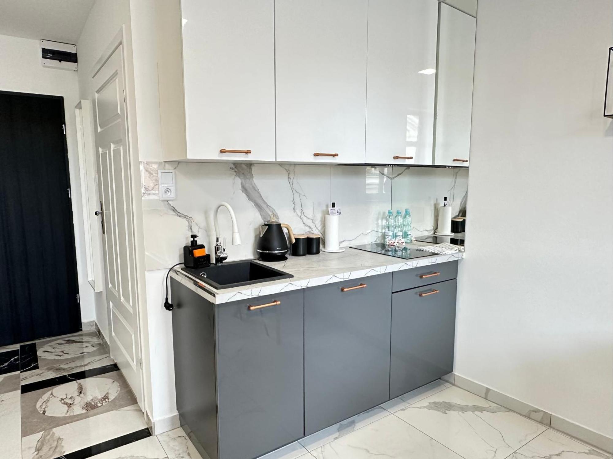 Moveen! Wynajem Apartamentow We Wroclawiu! 10 Minut Od Centrum מראה חיצוני תמונה